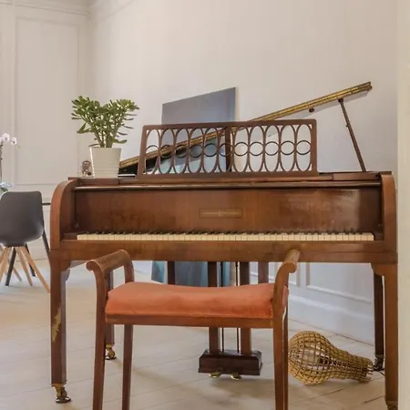 Plum Guide - The Grand Piano Köpenhamn